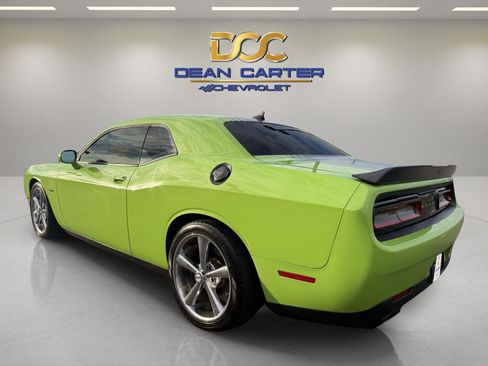Used 2015 Dodge Challenger R/T image 3