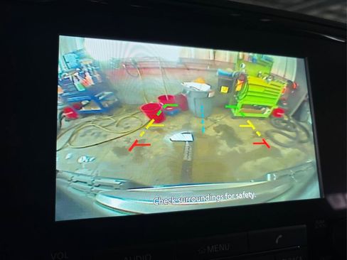 Used 2024 Nissan Frontier SV w/ SV Convenience Package image 29