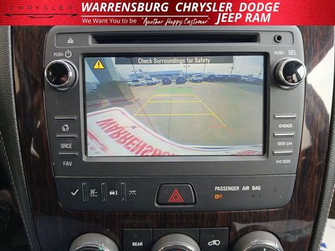 Used 2016 Chevrolet Traverse LT w/ Style and Technology Package image 23