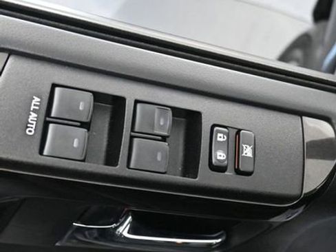 Used 2024 Toyota 4Runner TRD Off-Road Premium image 11