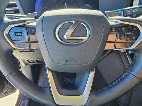 Certified 2025 Lexus GX 550 w/ Cold Area Package AWD/4WD image 22