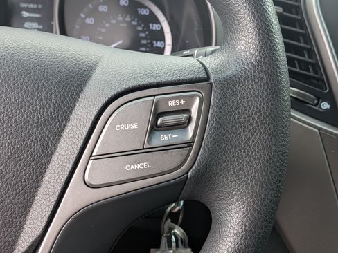 Used 2018 Hyundai Santa Fe Sport FWD image 25