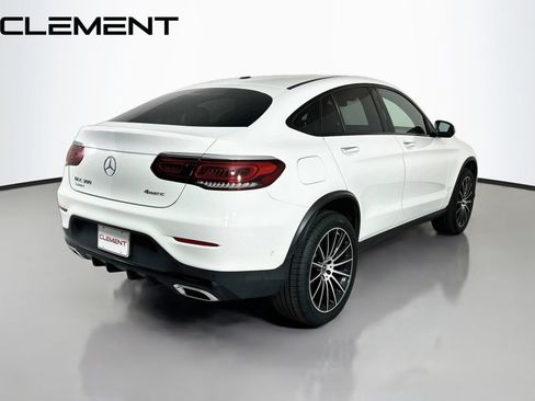 Used 2023 Mercedes-Benz GLC 300 4MATIC Coupe image 7
