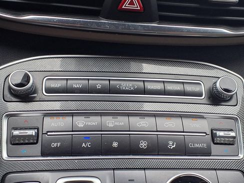 Used 2023 Hyundai Santa Fe SEL AWD/4WD image 9