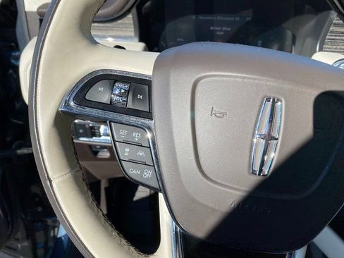 Used 2022 Lincoln Nautilus Black Label w/ Class II Trailer Tow Package image 29