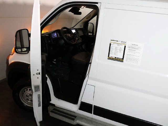 Used 2025 RAM ProMaster 2500 w/ U-Haul Equipment Group FWD image 5