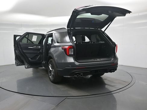 New 2026 Ford Explorer ST w/ Sun And Sound Package image 33