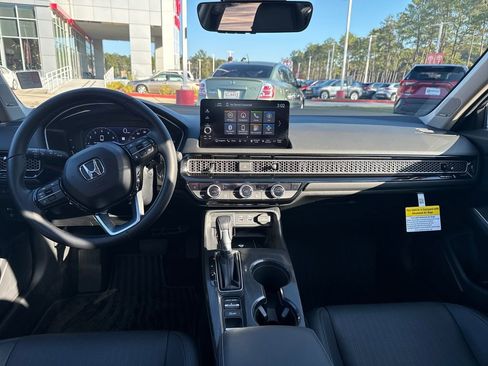 Used 2024 Honda Civic Touring image 20