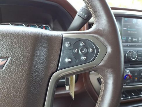 Used 2018 Chevrolet Silverado 1500 High Country AWD/4WD image 14