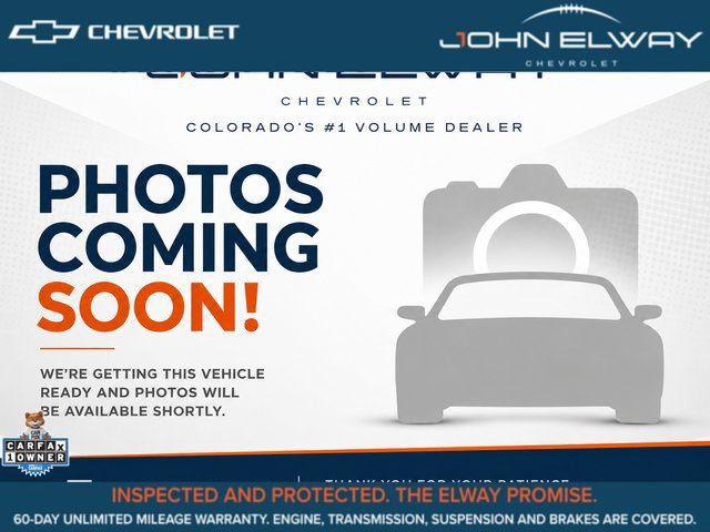 Used 2017 Hyundai Santa Fe SE AWD/4WD image 1