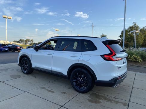 New 2026 Honda CR-V Sport image 7
