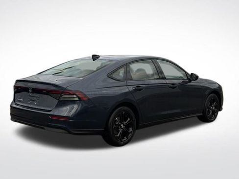 New 2025 Honda Accord SE image 5