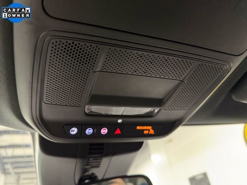 Used 2025 GMC Acadia Elevation image 26