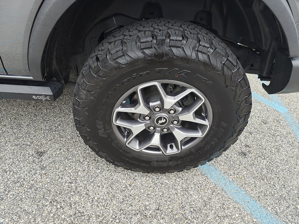 Used 2023 Ford Bronco Badlands AWD/4WD image 9