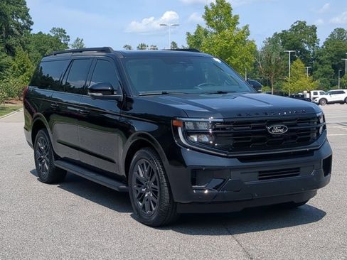 Certified 2026 Ford Expedition Max Platinum w/ Stealth Appearance Package AWD/4WD image 2