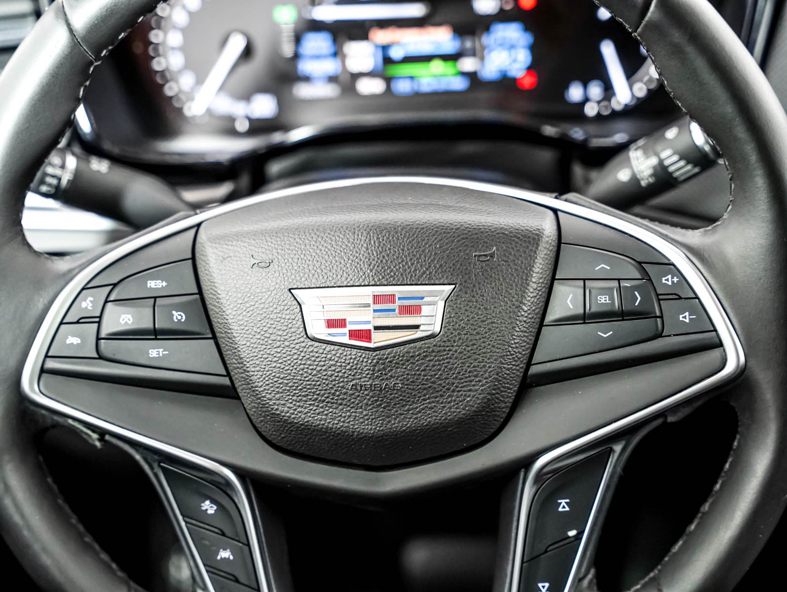 Used 2017 Cadillac XT5 Premium Luxury FWD image 12