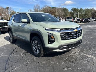 New 2026 Chevrolet Equinox LT w/ Convenience Package II video 2