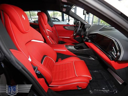 Used 2023 Ferrari Purosangue AWD/4WD image 17