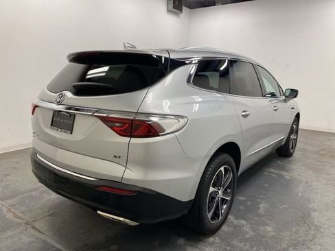 Certified 2022 Buick Enclave Essence w/ Experience Buick Package image 6