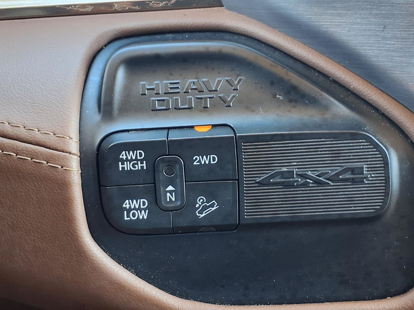 Used 2022 RAM 2500 Limited AWD/4WD image 22