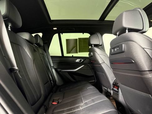 Used 2019 BMW X5 xDrive40i AWD/4WD image 28