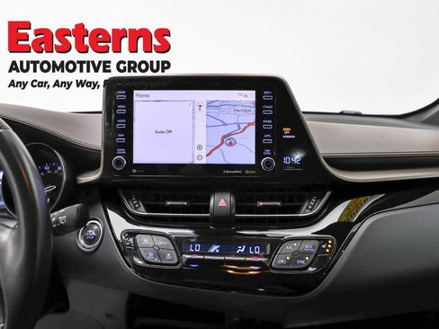 Used 2019 Toyota C-HR Limited FWD image 12