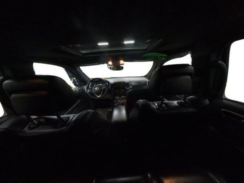 Used 2019 Jeep Grand Cherokee Limited image 35