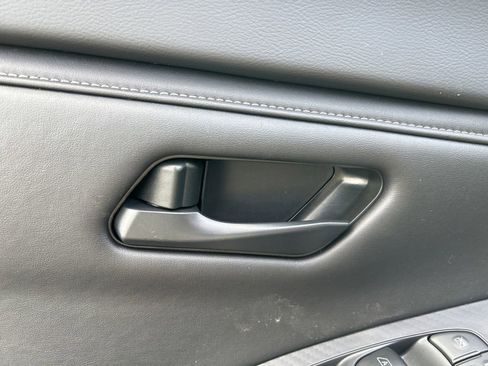 New 2025 Nissan Sentra S image 12