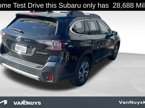 Used 2022 Subaru Outback Limited image 2
