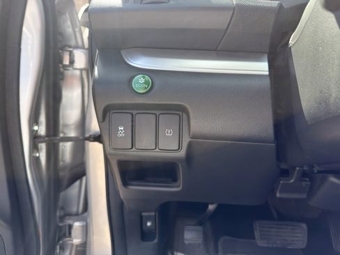 Used 2016 Honda CR-V SE image 24