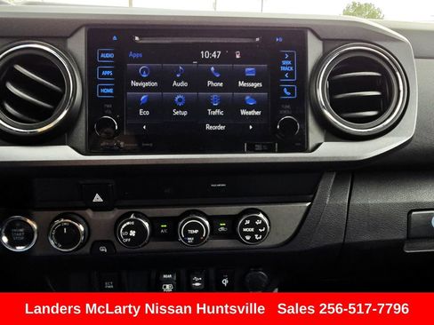 Used 2019 Toyota Tacoma TRD Off-Road image 18