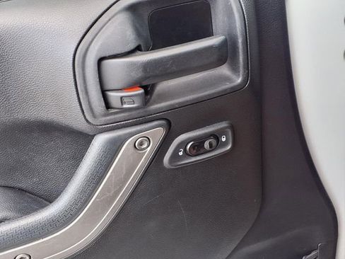 Used 2015 Jeep Wrangler Unlimited Sport w/ Quick Order Package 24S image 17