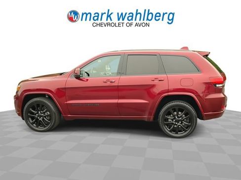 Used 2021 Jeep Grand Cherokee Laredo X AWD/4WD image 5