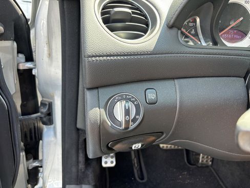 Used 2009 Mercedes-Benz SL 550 image 31