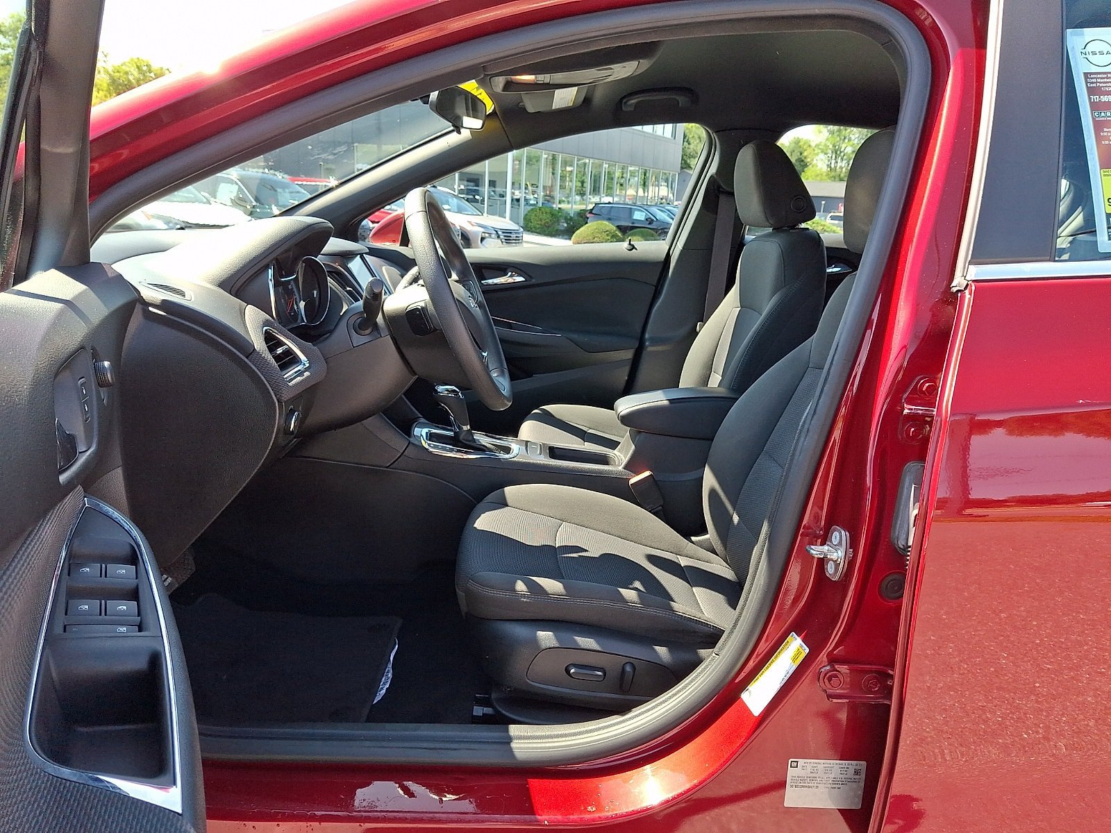 Used 2017 Chevrolet Cruze LT w/ Convenience Package FWD image 15