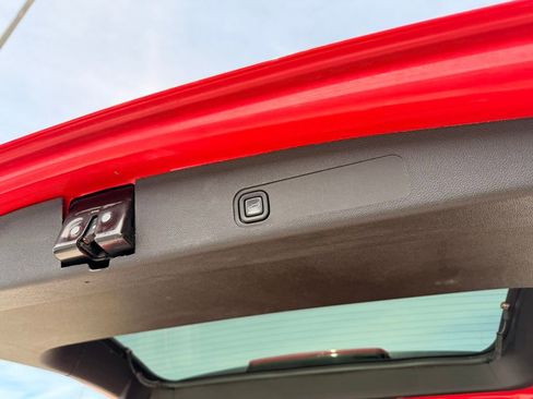 Used 2013 Chevrolet Tahoe LT image 32