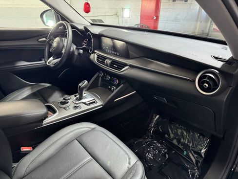 Used 2020 Alfa Romeo Stelvio Ti w/ Active Blind Spot Package image 13