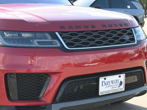 Used 2020 Land Rover Range Rover Sport SE image 27
