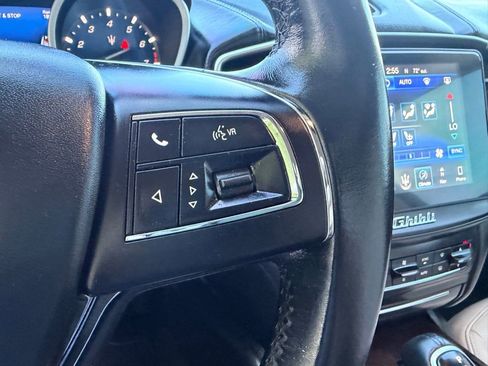 Used 2018 Maserati Ghibli S image 33