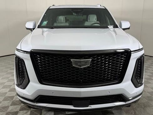 New 2026 Cadillac Escalade Platinum Sport w/ LPO, ONYX Package AWD/4WD image 11