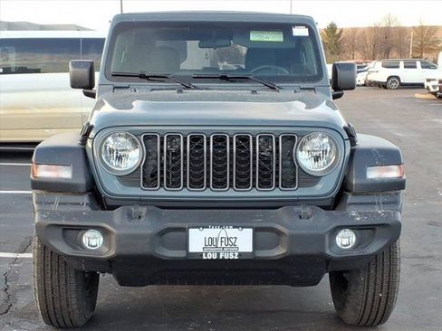 New 2026 Jeep Wrangler Sport AWD/4WD image 23