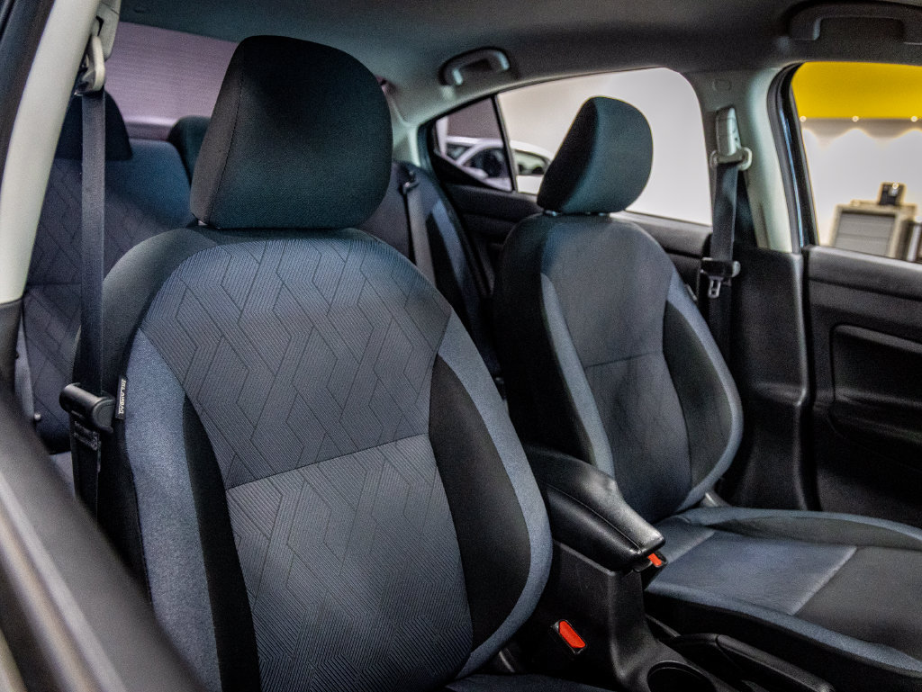 Used 2023 Nissan Versa SV FWD image 23