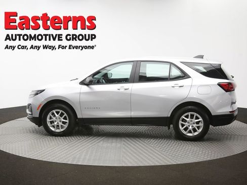 Used 2022 Chevrolet Equinox LS image 61