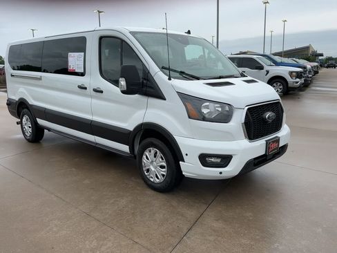 Used 2024 Ford Transit 350 XLT RWD image 3