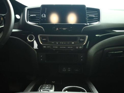Used 2025 Honda Ridgeline Black Edition image 43