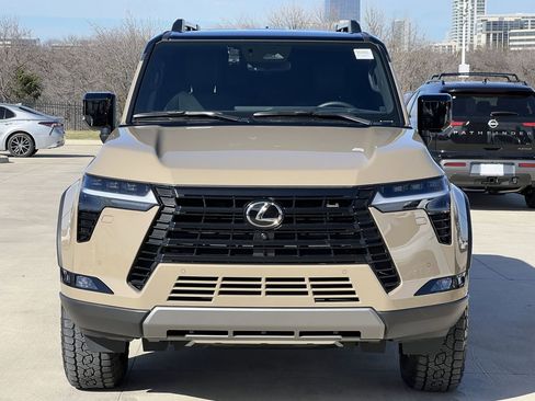 Used 2025 Lexus GX 550 550 Overtrail+ image 7
