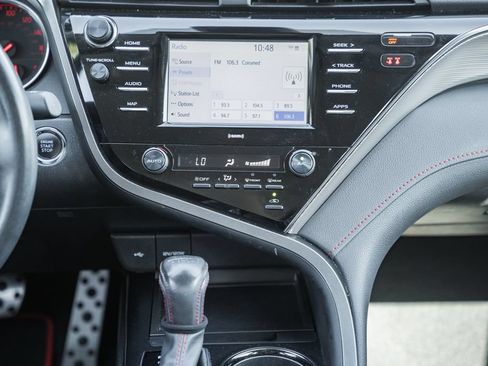 Used 2020 Toyota Camry TRD FWD image 19