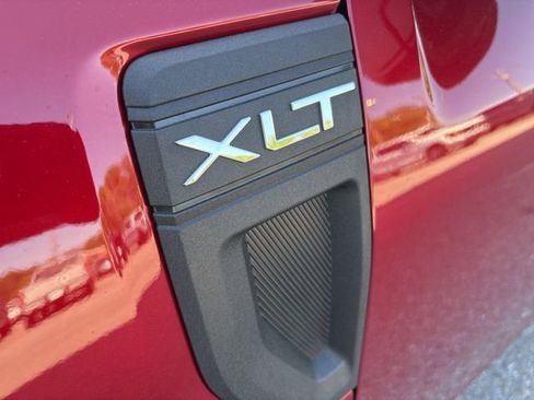 New 2026 Ford Maverick XLT FWD image 3