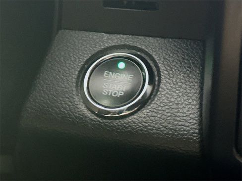 Used 2021 Ford Expedition Max Limited image 27