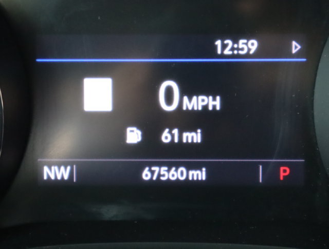 Used 2022 Buick Encore GX Essence w/ Advanced Technology Package FWD image 28